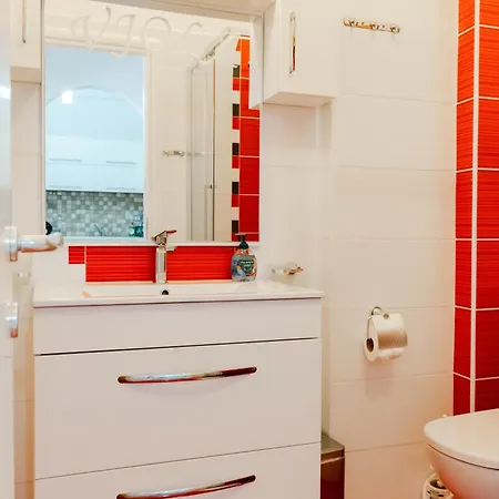 Vjola Саранда